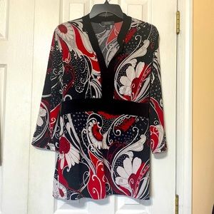 Dressbarn Collection ladies 3/4 length sleeves top with tie in the back